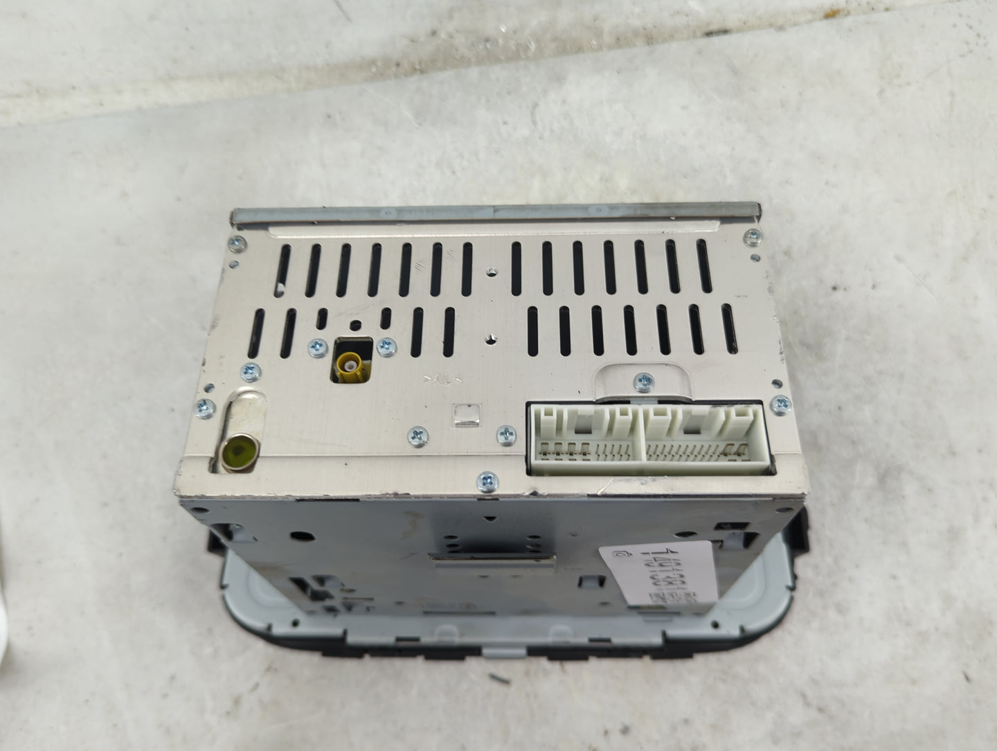 2015-2016 Kia Soul Radio AM FM Cd Player Receiver Replacement P/N:96170-B2000CA AM1A0B2AN, 96170-B2090CA Fits Fits 2015 2016