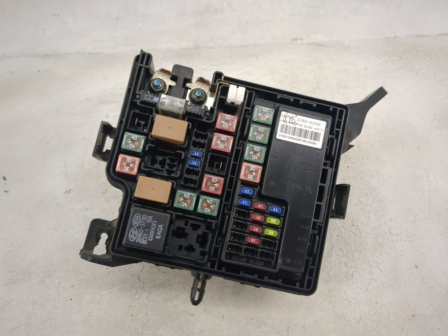 2015 Kia Soul Fusebox Fuse Box Panel Relay Module P/N:91950-B2090 Fits OEM Used Auto Parts - Oemusedautoparts1.com