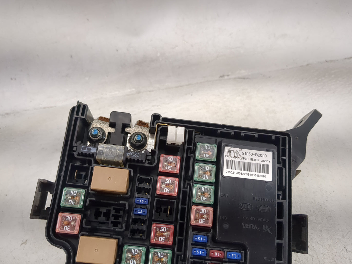 2015 Kia Soul Fusebox Fuse Box Panel Relay Module P/N:91950-B2090 Fits OEM Used Auto Parts - Oemusedautoparts1.com