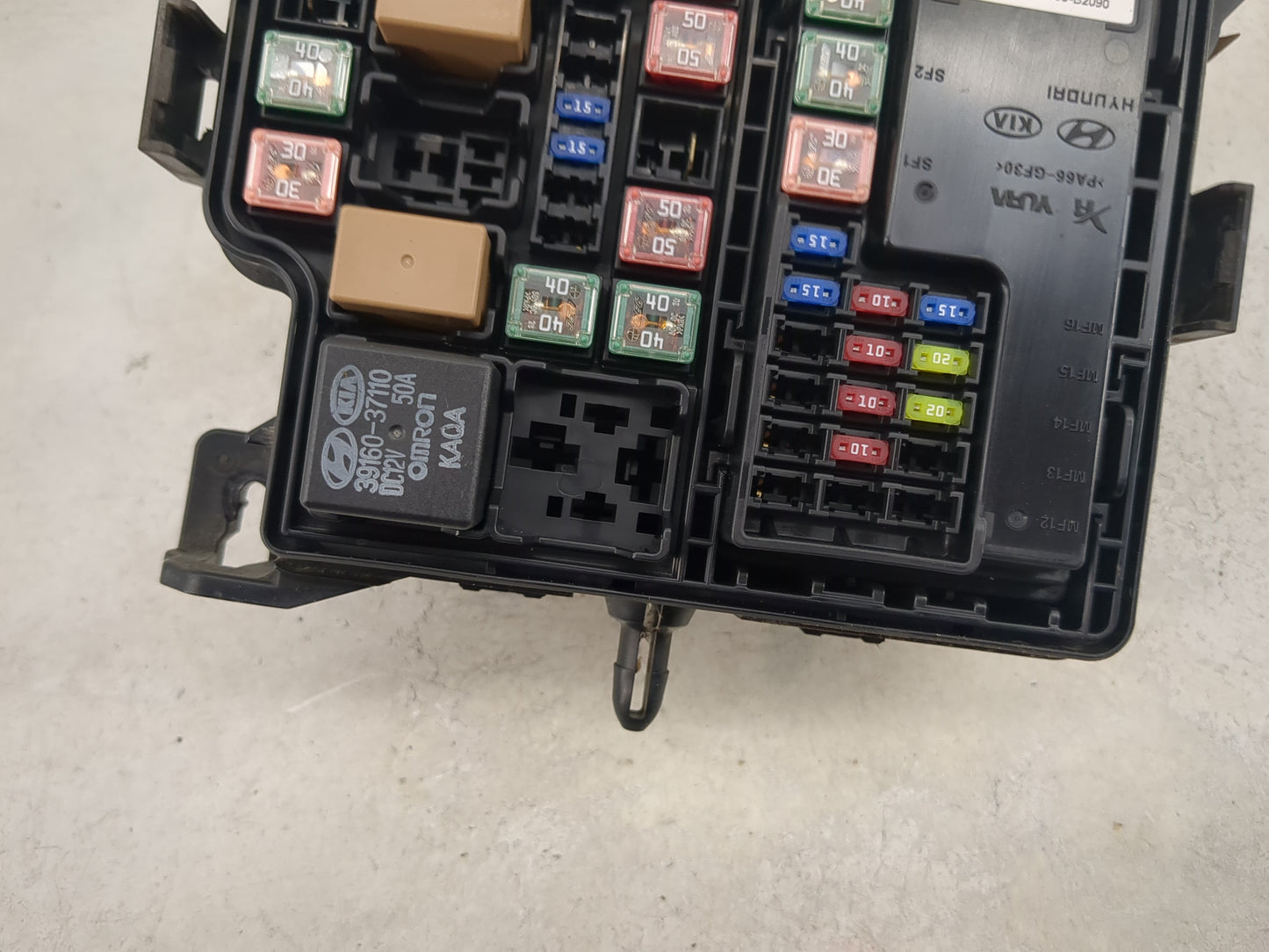 2015 Kia Soul Fusebox Fuse Box Panel Relay Module P/N:91950-B2090 Fits OEM Used Auto Parts - Oemusedautoparts1.com