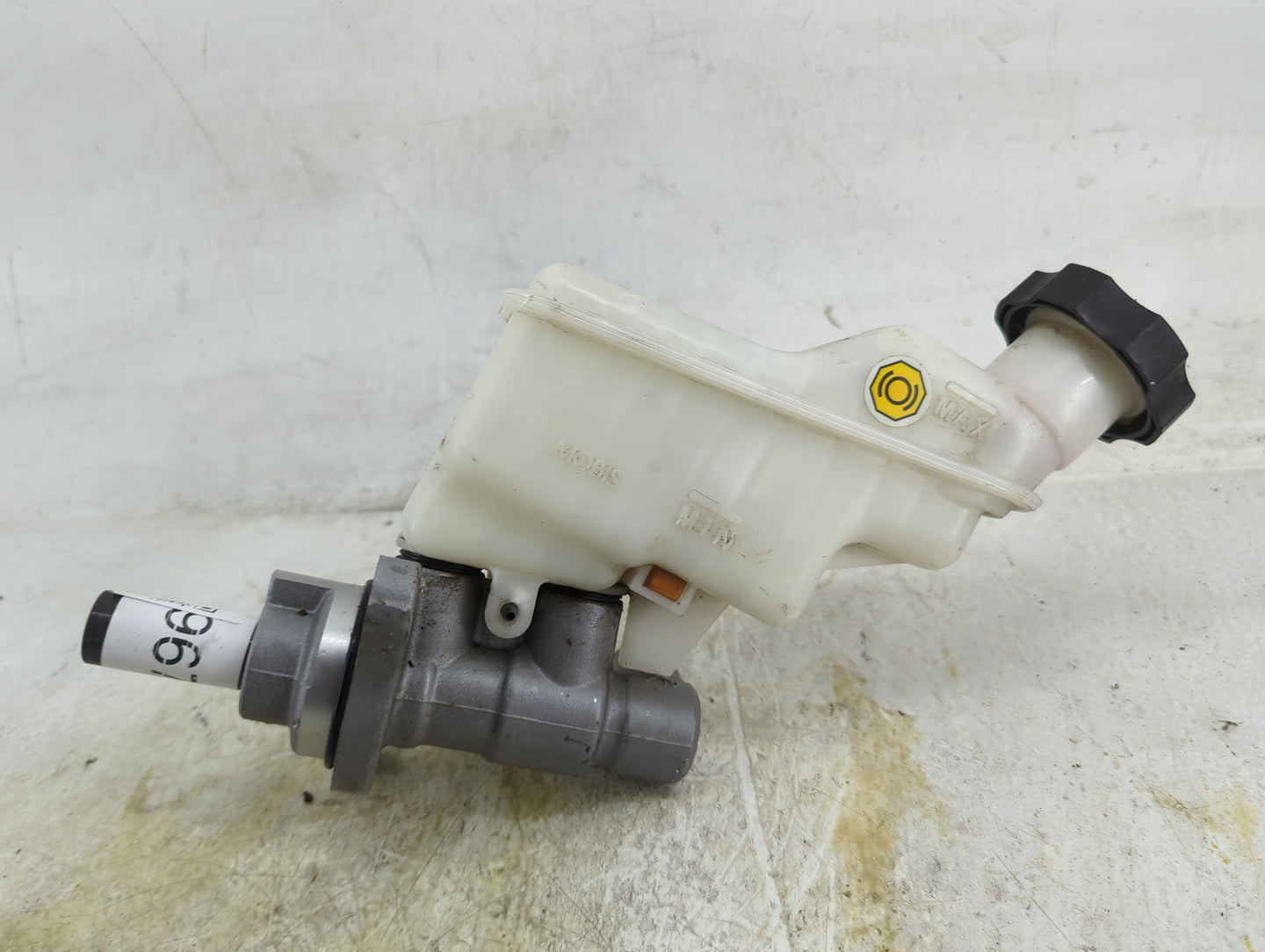 2014-2016 Kia Soul Brake Master Cylinder 1496747 - Oemusedautoparts1.com