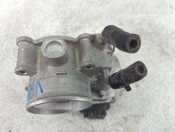 2014-2019 Kia Soul Throttle Body P/N:35100-2E000 Fits Fits 2011 2012 2013 2014 2015 2016 2017 2018 2019 2020 2021 OEM Used Auto Parts