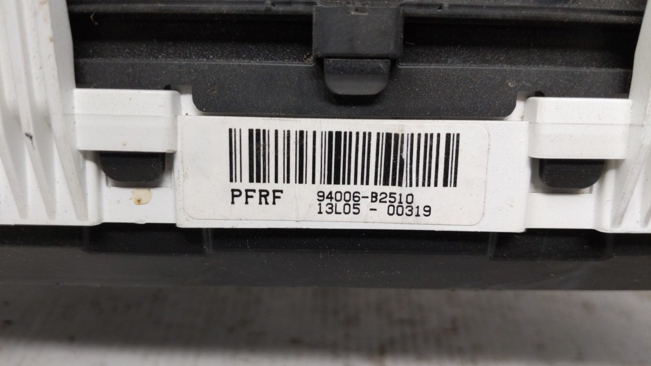2014-2015 Kia Soul Instrument Cluster Speedometer Gauges P/N:94006-B2510 Fits Fits 2014 2015 OEM Used Auto Parts - Oemusedau