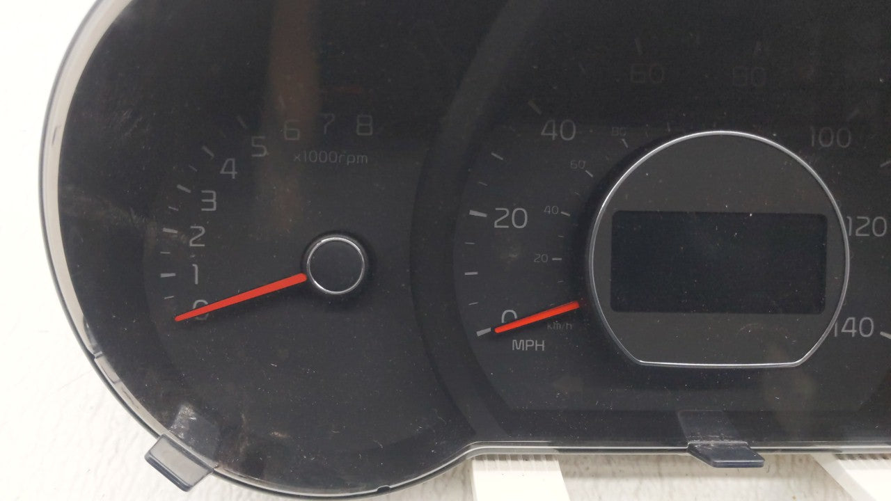 2014-2015 Kia Soul Instrument Cluster Speedometer Gauges P/N:94006-B2510 94006-B2520 Fits Fits 2014 2015 OEM Used Auto Parts