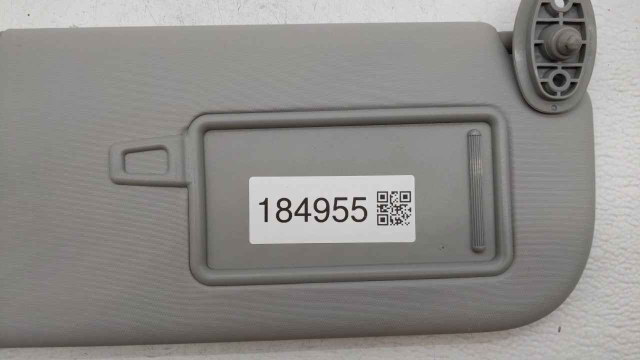 2015-2019 Kia Soul Sun Visor Shade Replacement Passenger Right Mirror Fits Fits 2015 2016 2017 2018 2019 OEM Used Auto Parts