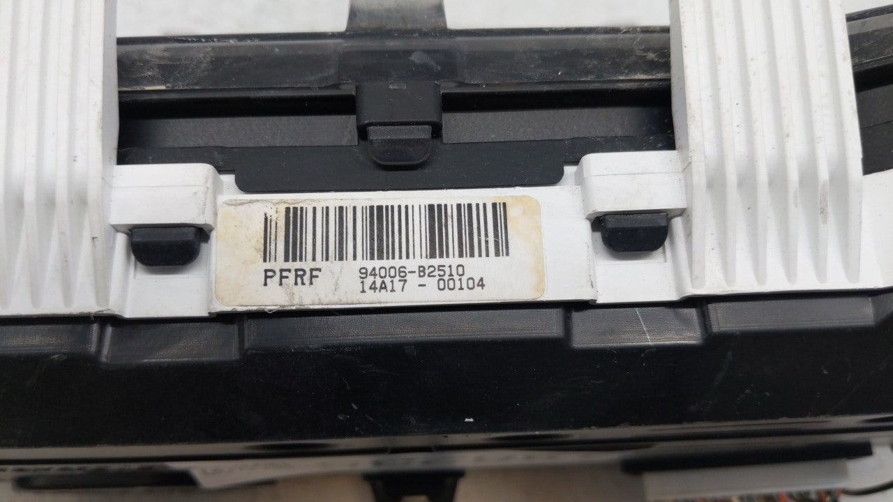 2014-2015 Kia Soul Instrument Cluster Speedometer Gauges P/N:94006-B2510 94006-B2520 Fits Fits 2014 2015 OEM Used Auto Parts