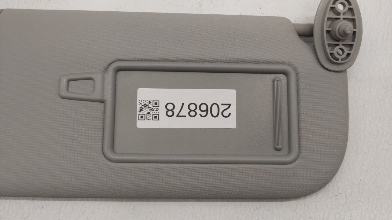 2015-2019 Kia Soul Sun Visor Shade Replacement Passenger Right Mirror Fits Fits 2015 2016 2017 2018 2019 OEM Used Auto Parts