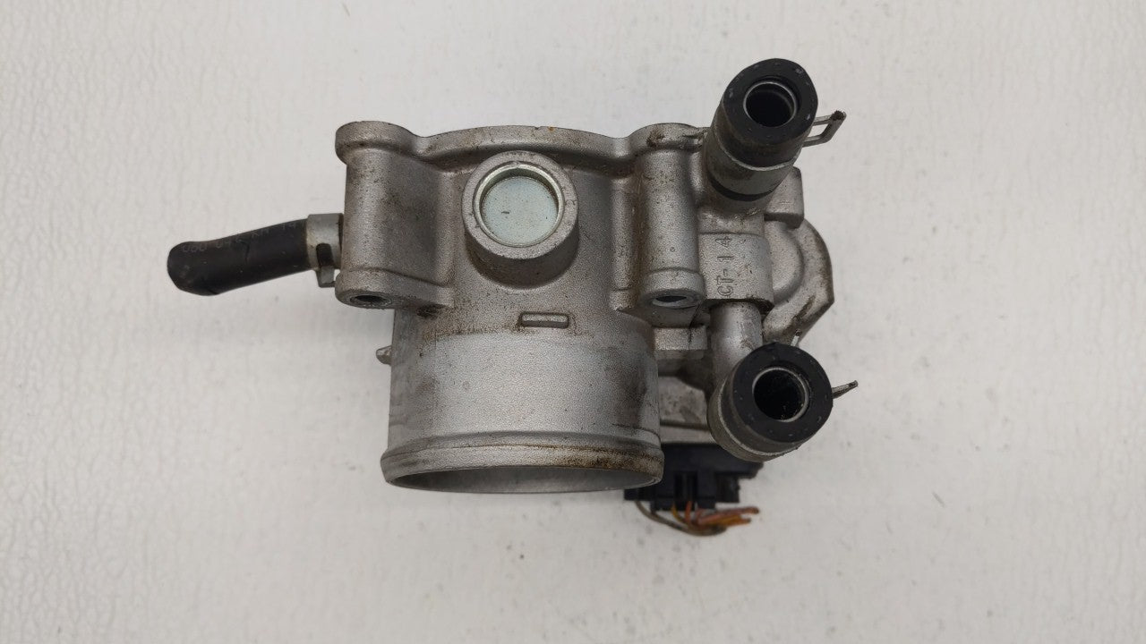 2012-2019 Kia Soul Throttle Body P/N:5302-1S02 35100-2B300 Fits Fits 2012 2013 2014 2015 2016 2017 2018 2019 OEM Used Auto P
