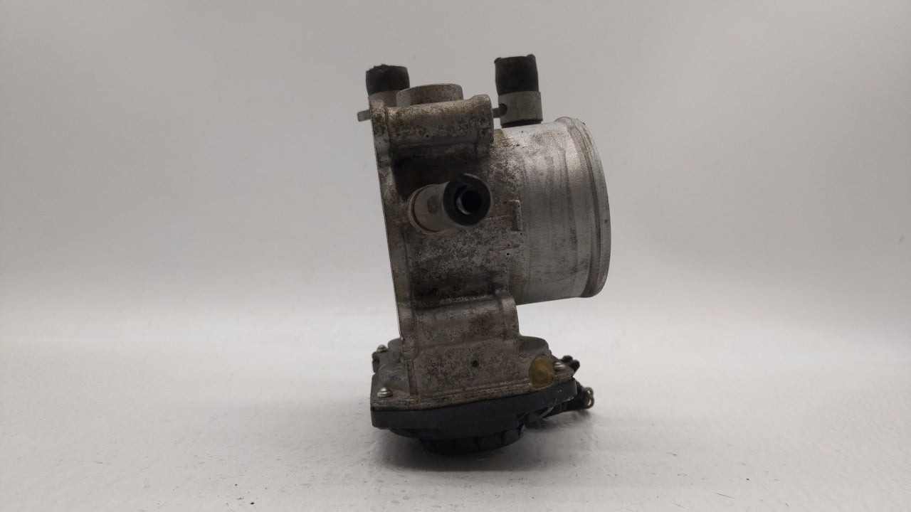2012-2019 Kia Soul Throttle Body P/N:5302-1S02 35100-2B300 Fits Fits 2012 2013 2014 2015 2016 2017 2018 2019 OEM Used Auto P