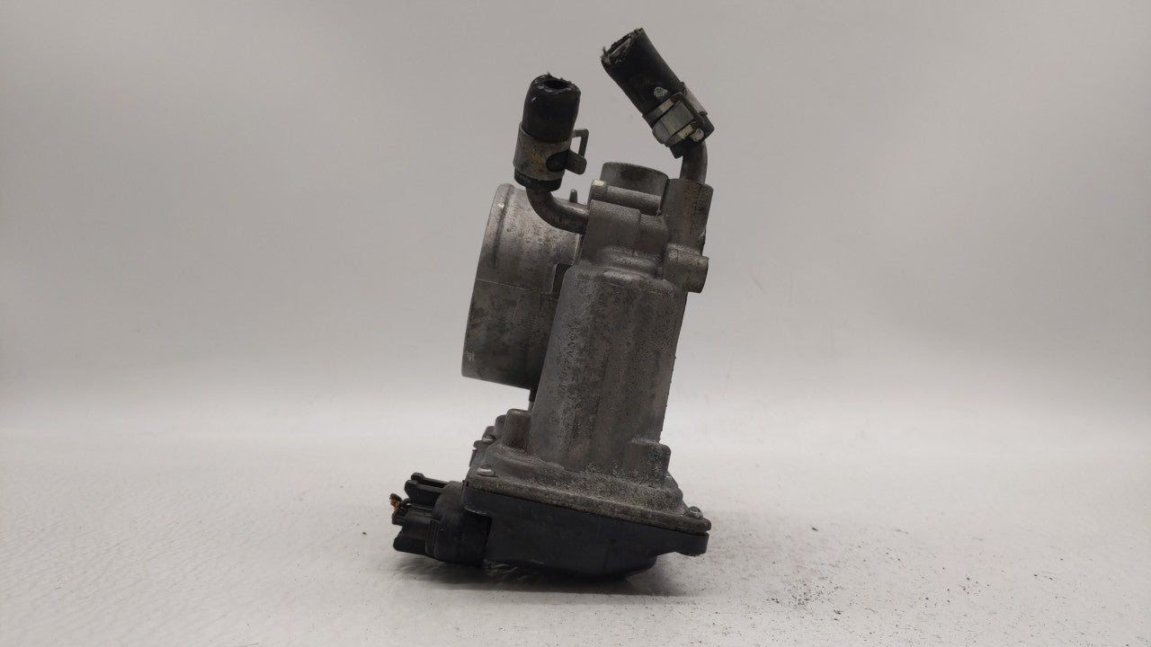 2014-2019 Kia Soul Throttle Body P/N:35100-2E000 Fits Fits 2011 2012 2013 2014 2015 2016 2017 2018 2019 OEM Used Auto Parts 