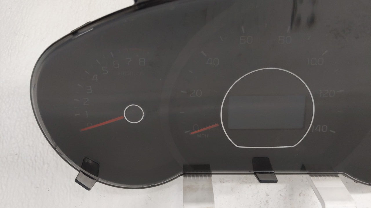 2014-2015 Kia Soul Instrument Cluster Speedometer Gauges P/N:94006-B2510 94006-B2520 Fits Fits 2014 2015 OEM Used Auto Parts
