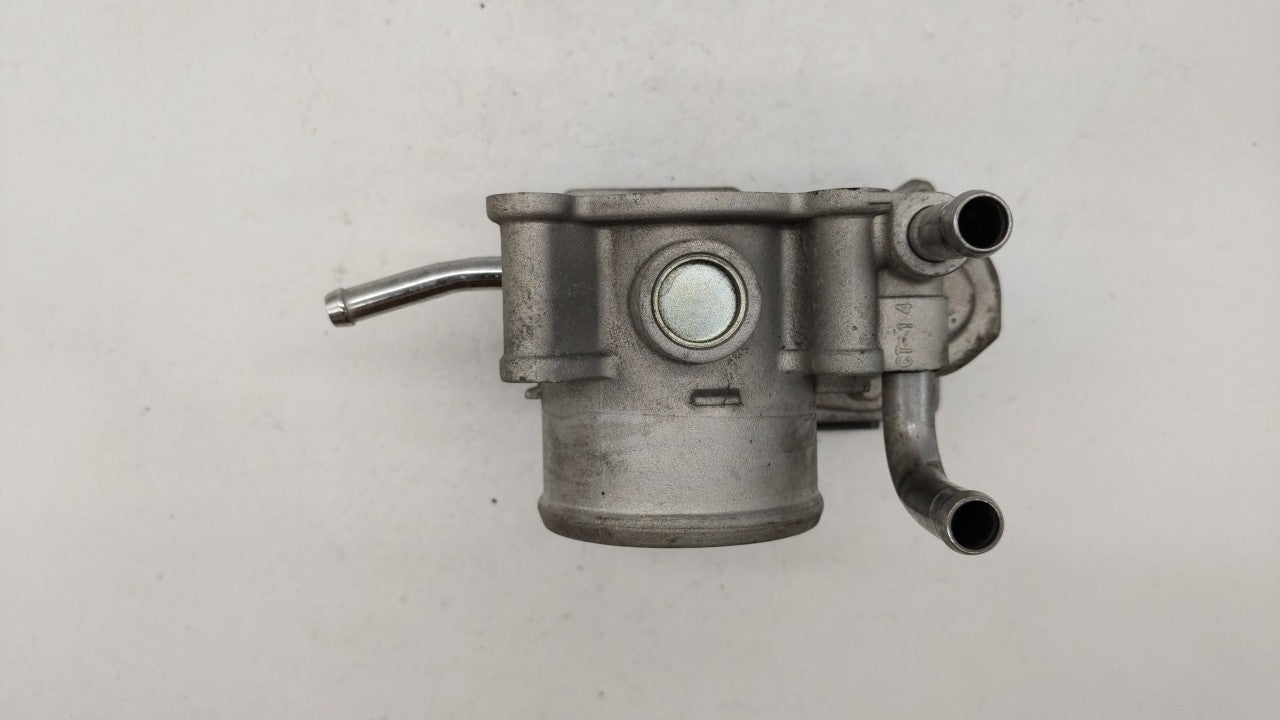 2012-2019 Kia Soul Throttle Body P/N:5302-1S02 35100-2B300 Fits Fits 2012 2013 2014 2015 2016 2017 2018 2019 OEM Used Auto P