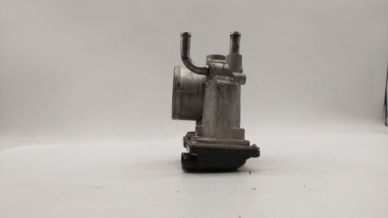 2012-2019 Kia Soul Throttle Body P/N:5302-1S02 35100-2B300 Fits Fits 2012 2013 2014 2015 2016 2017 2018 2019 OEM Used Auto P