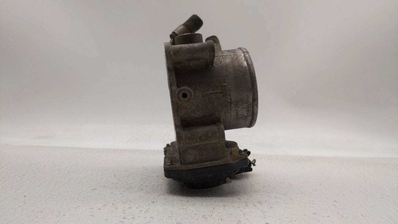 2014-2019 Kia Soul Throttle Body P/N:35100-2E000 Fits Fits 2011 2012 2013 2014 2015 2016 2017 2018 2019 OEM Used Auto Parts 