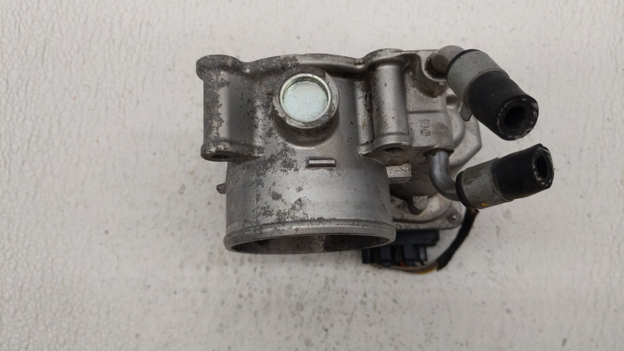 2014-2019 Kia Soul Throttle Body P/N:35100-2E000 Fits Fits 2011 2012 2013 2014 2015 2016 2017 2018 2019 OEM Used Auto Parts 