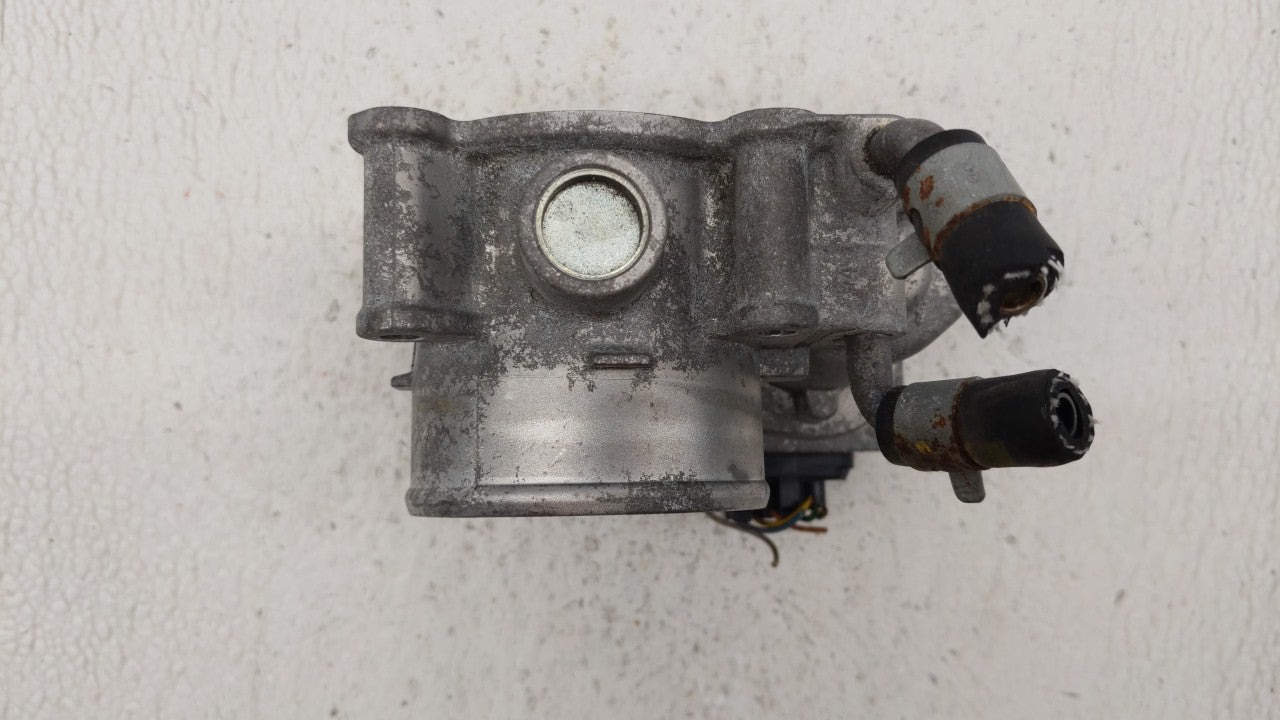 2014-2019 Kia Soul Throttle Body P/N:35100-2E000 Fits Fits 2011 2012 2013 2014 2015 2016 2017 2018 2019 OEM Used Auto Parts 