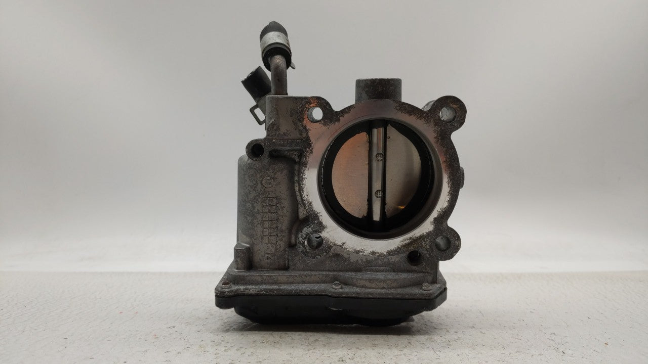 2014-2019 Kia Soul Throttle Body P/N:35100-2E000 Fits Fits 2011 2012 2013 2014 2015 2016 2017 2018 2019 OEM Used Auto Parts 