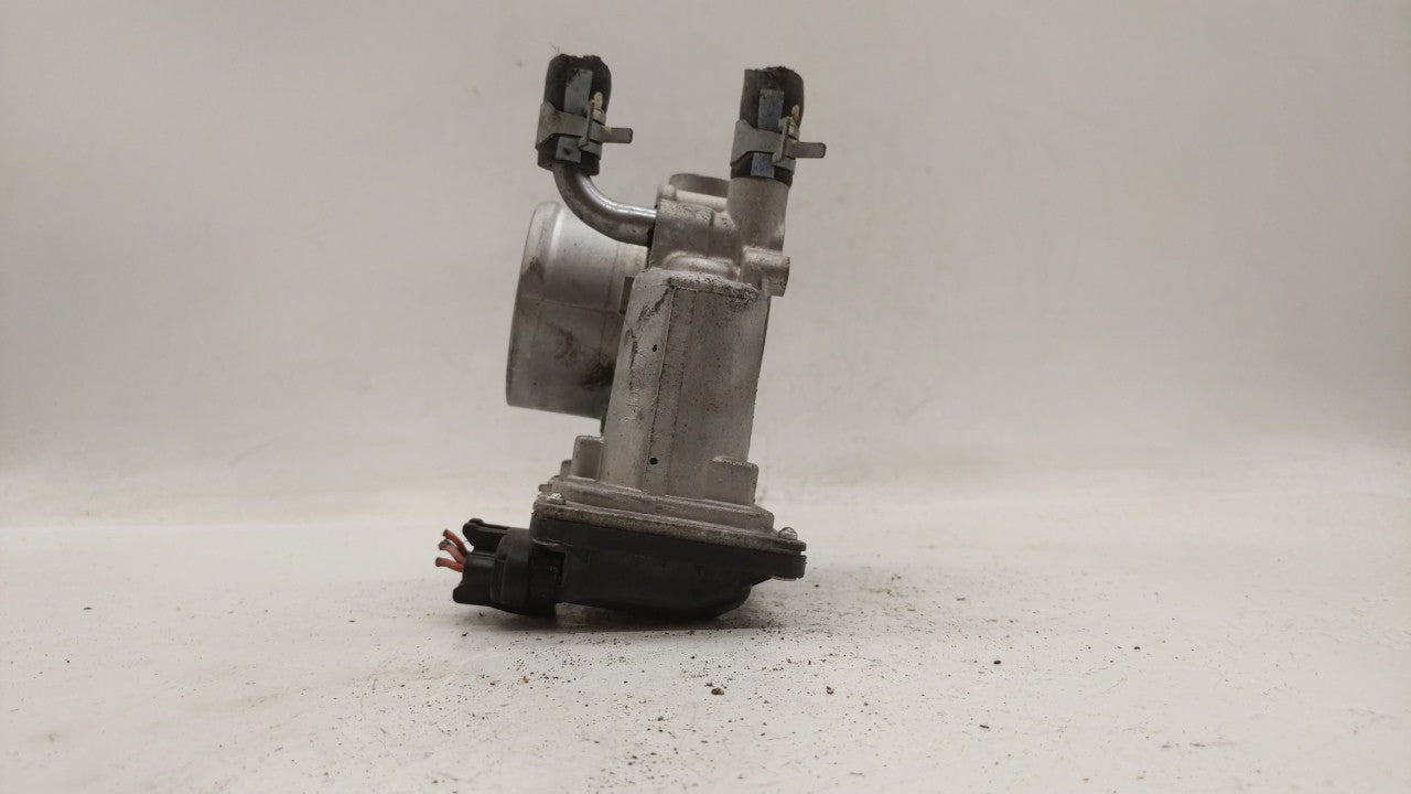 2012-2019 Kia Soul Throttle Body P/N:5302-1S02 35100-2B300 Fits Fits 2012 2013 2014 2015 2016 2017 2018 2019 OEM Used Auto P
