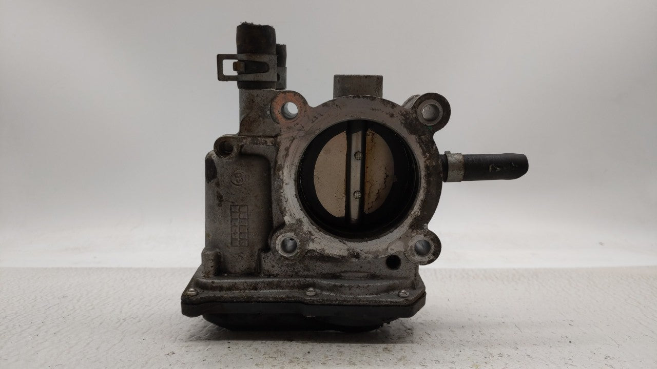 2012-2019 Kia Soul Throttle Body P/N:5302-1S02 35100-2B300 Fits Fits 2012 2013 2014 2015 2016 2017 2018 2019 OEM Used Auto P