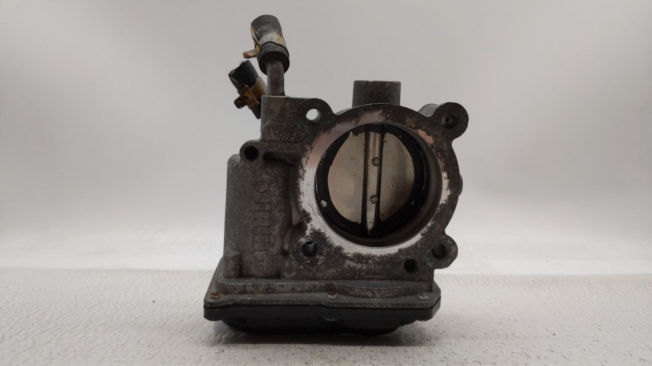 2014-2019 Kia Soul Throttle Body P/N:35100-2E000 Fits Fits 2011 2012 2013 2014 2015 2016 2017 2018 2019 OEM Used Auto Parts 