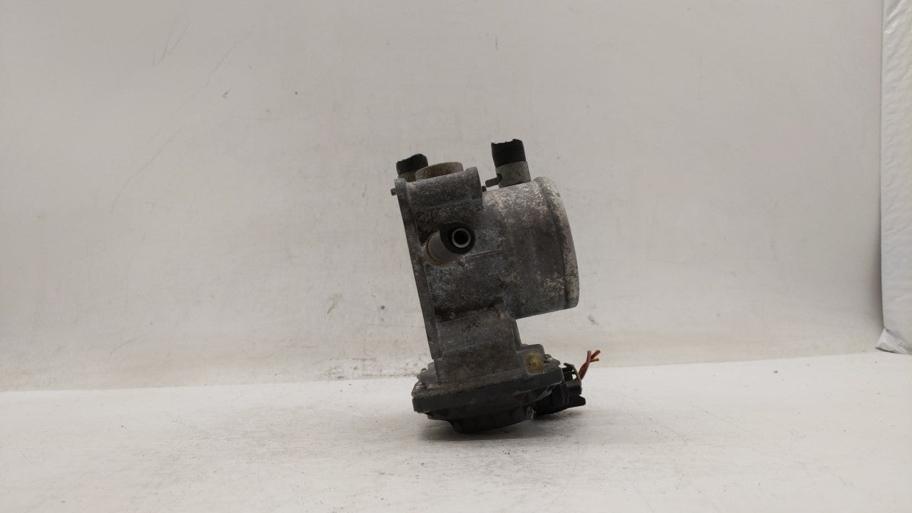 2012-2019 Kia Soul Throttle Body P/N:5302-1S02 35100-2B300 Fits Fits 2012 2013 2014 2015 2016 2017 2018 2019 OEM Used Auto P
