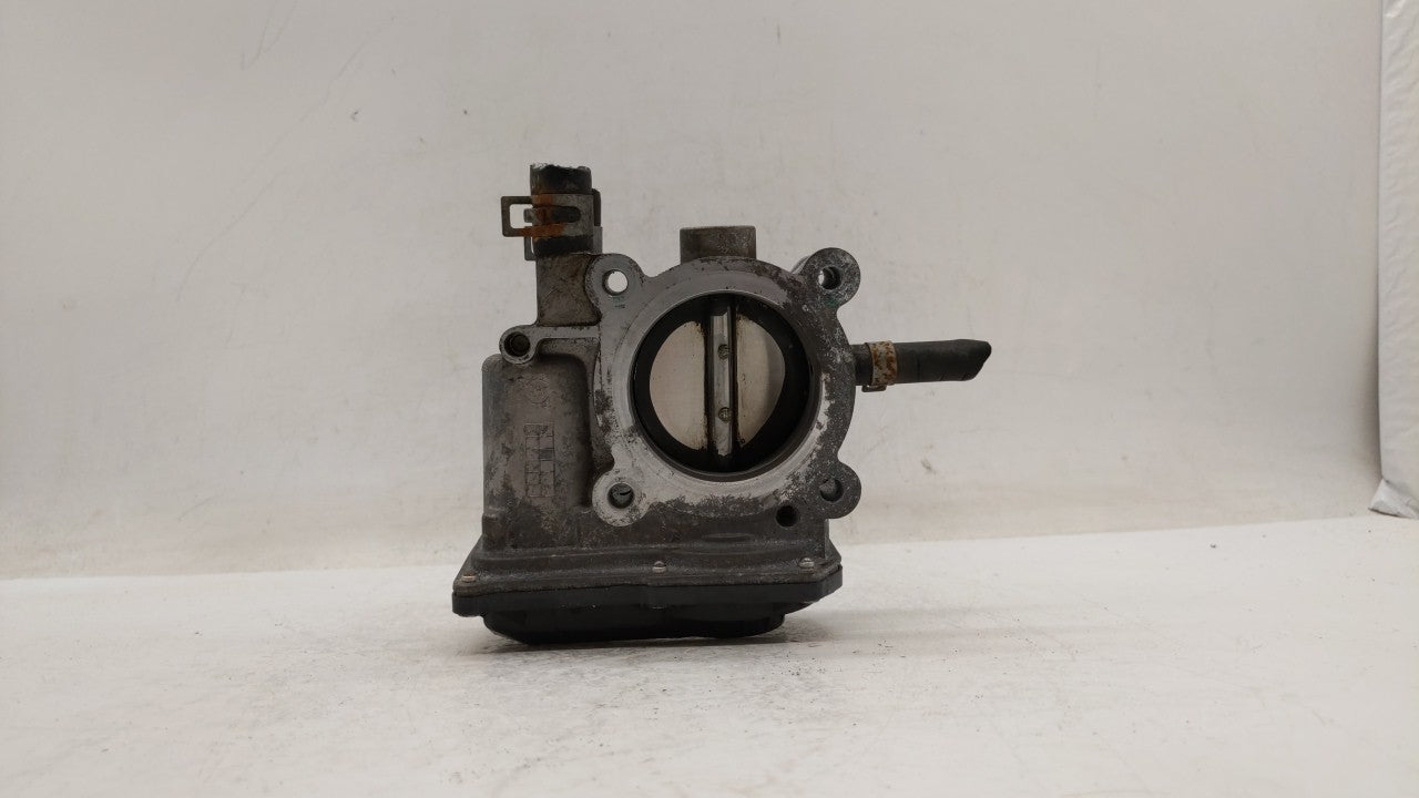 2012-2019 Kia Soul Throttle Body P/N:5302-1S02 35100-2B300 Fits Fits 2012 2013 2014 2015 2016 2017 2018 2019 OEM Used Auto P