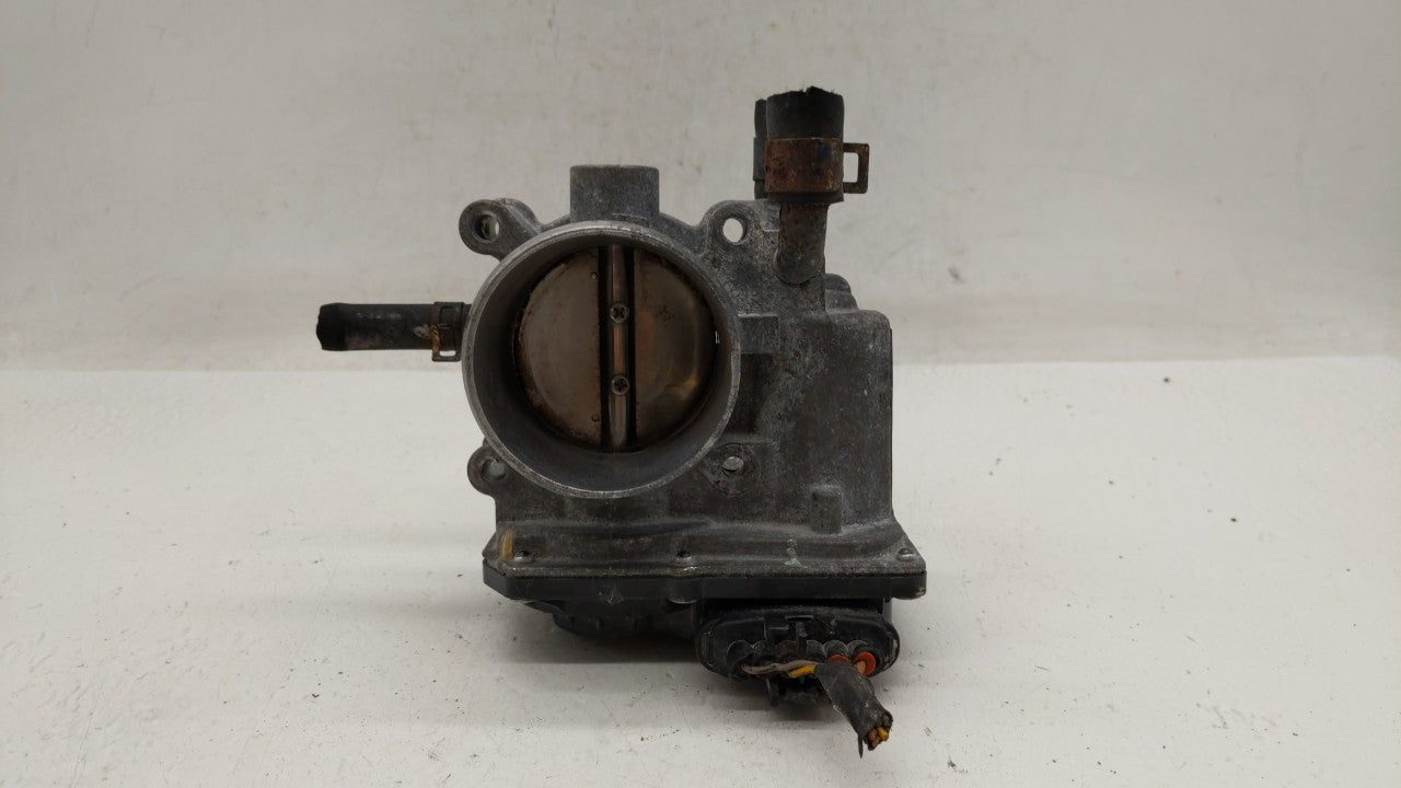 2012-2019 Kia Soul Throttle Body P/N:5302-1S02 35100-2B300 Fits Fits 2012 2013 2014 2015 2016 2017 2018 2019 OEM Used Auto P