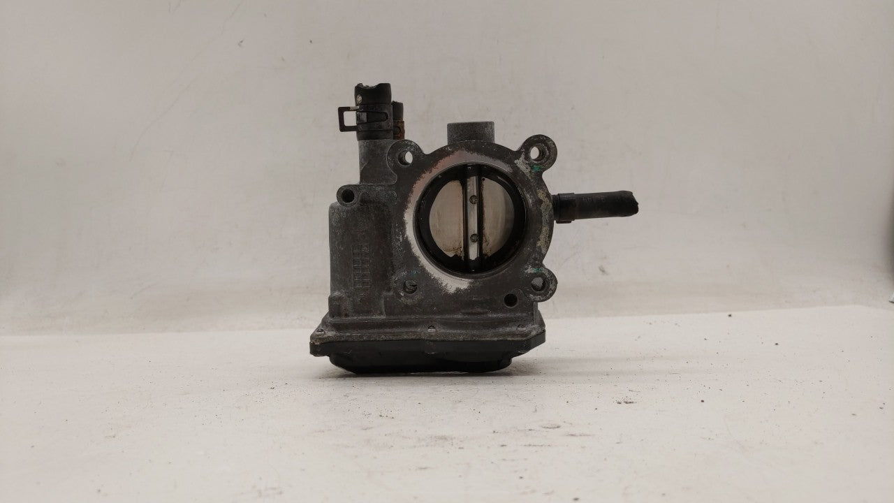 2012-2019 Kia Soul Throttle Body P/N:5302-1S02 35100-2B300 Fits Fits 2012 2013 2014 2015 2016 2017 2018 2019 OEM Used Auto P