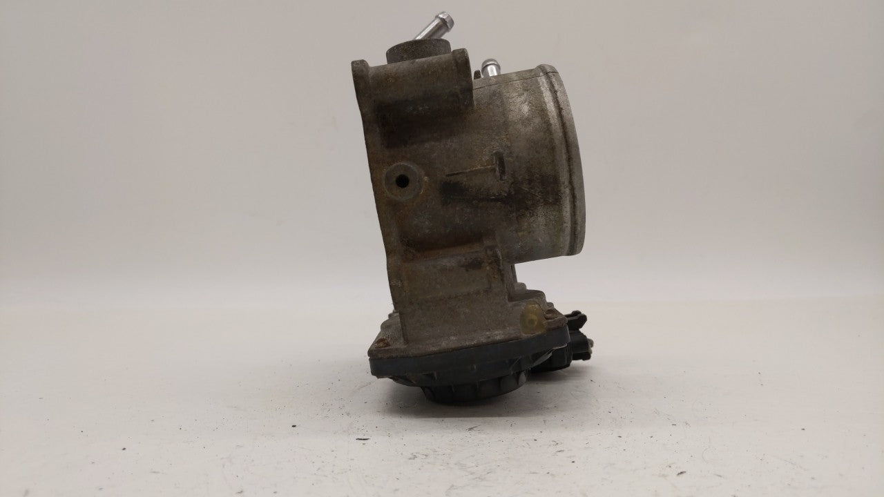 2014-2019 Kia Soul Throttle Body P/N:35100-2E000 Fits Fits 2011 2012 2013 2014 2015 2016 2017 2018 2019 OEM Used Auto Parts 