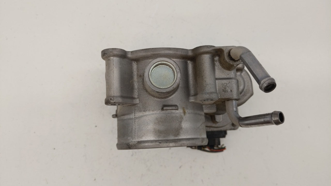 2014-2019 Kia Soul Throttle Body P/N:35100-2E000 Fits Fits 2011 2012 2013 2014 2015 2016 2017 2018 2019 OEM Used Auto Parts 