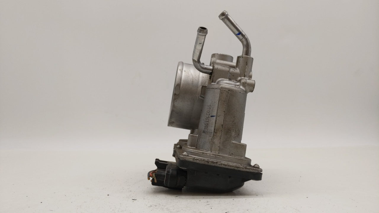 2014-2019 Kia Soul Throttle Body P/N:35100-2E000 Fits Fits 2011 2012 2013 2014 2015 2016 2017 2018 2019 OEM Used Auto Parts 