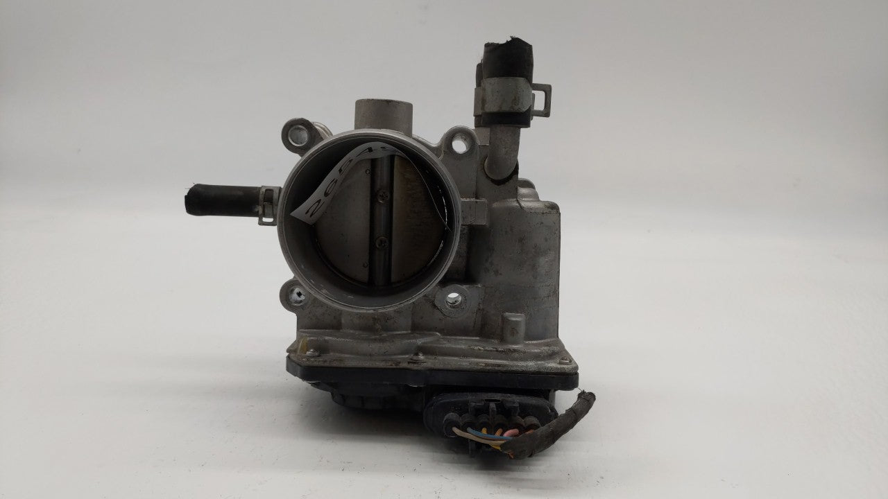 2012-2019 Kia Soul Throttle Body P/N:5302-1S02 35100-2B300 Fits Fits 2012 2013 2014 2015 2016 2017 2018 2019 OEM Used Auto P