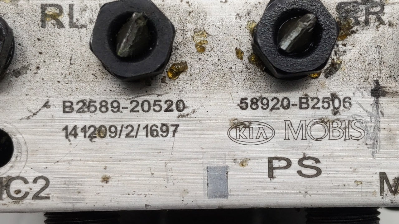 2014-2015 Kia Soul ABS Pump Control Module Replacement P/N:B2589-20520 58920-B2506 Fits Fits 2014 2015 OEM Used Auto Parts -