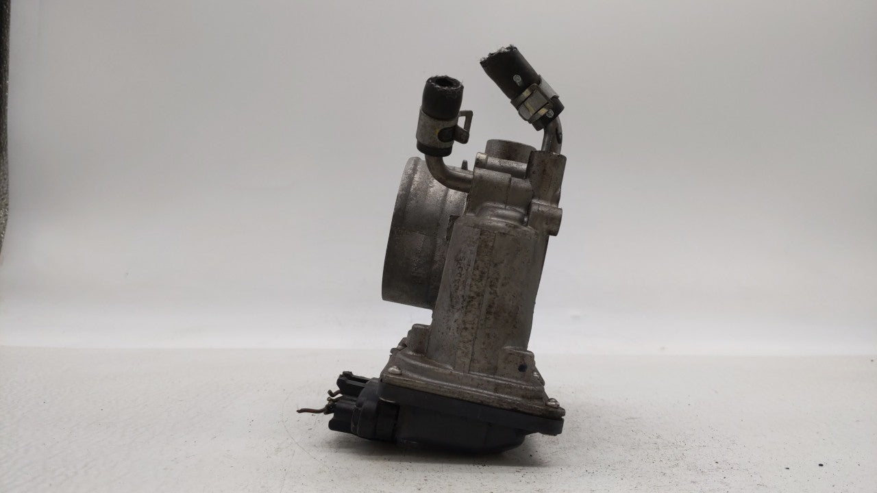 2014-2019 Kia Soul Throttle Body P/N:35100-2E000 Fits Fits 2011 2012 2013 2014 2015 2016 2017 2018 2019 OEM Used Auto Parts 