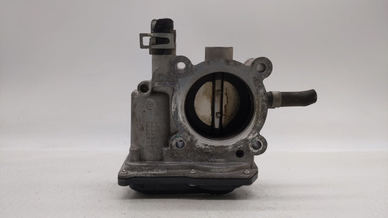2012-2019 Kia Soul Throttle Body P/N:5302-1S02 35100-2B300 Fits Fits 2012 2013 2014 2015 2016 2017 2018 2019 OEM Used Auto P