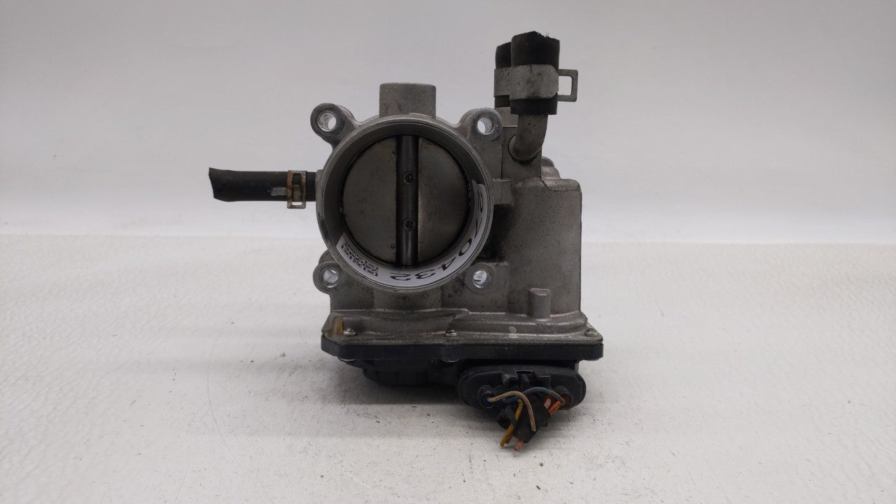 2012-2019 Kia Soul Throttle Body P/N:5302-1S02 35100-2B300 Fits Fits 2012 2013 2014 2015 2016 2017 2018 2019 OEM Used Auto P