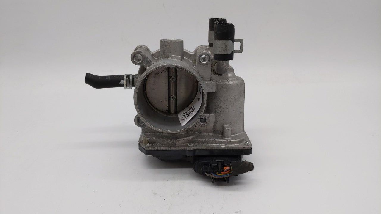 2012-2019 Kia Soul Throttle Body P/N:5302-1S02 35100-2B300 Fits Fits 2012 2013 2014 2015 2016 2017 2018 2019 OEM Used Auto P