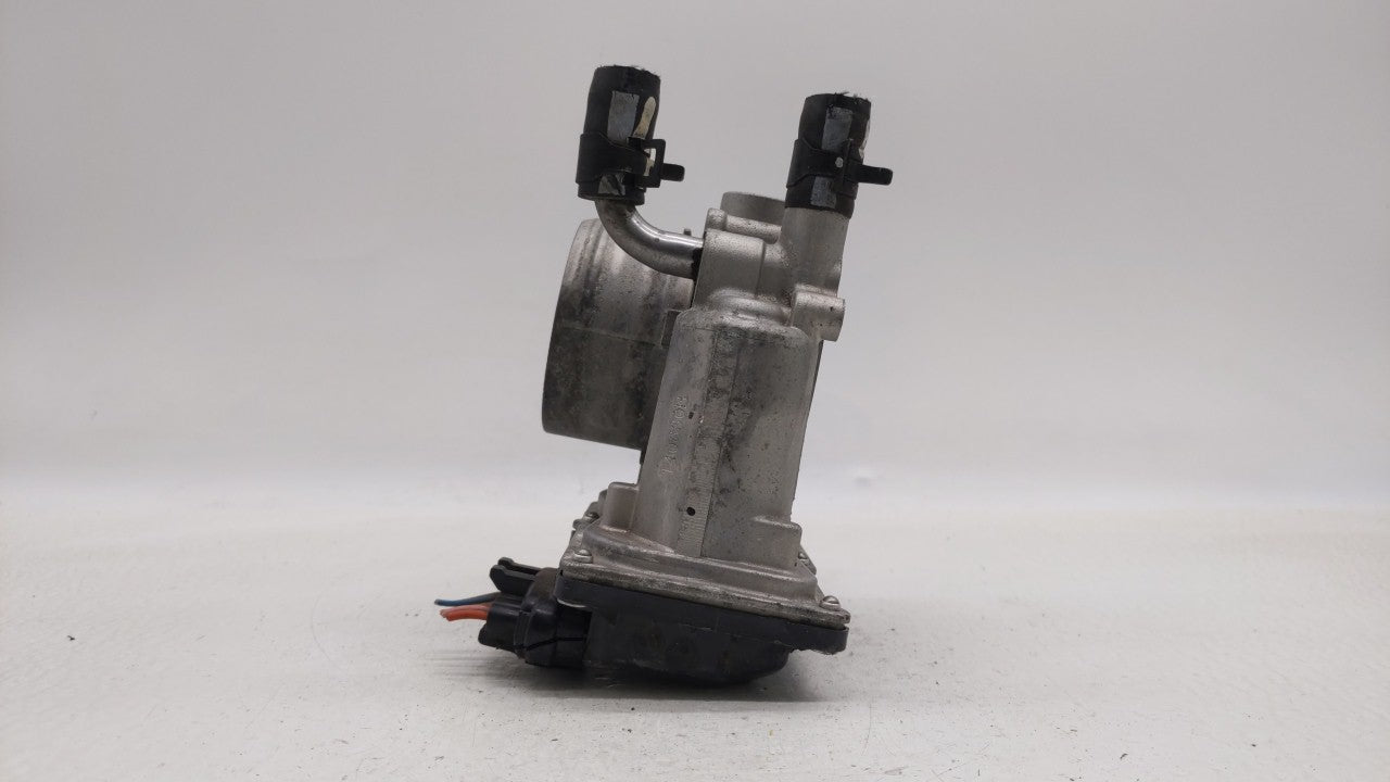 2012-2019 Kia Soul Throttle Body P/N:5302-1S02 35100-2B300 Fits Fits 2012 2013 2014 2015 2016 2017 2018 2019 OEM Used Auto P