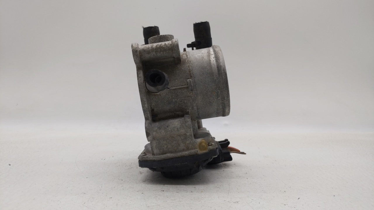 2012-2019 Kia Soul Throttle Body P/N:5302-1S02 35100-2B300 Fits Fits 2012 2013 2014 2015 2016 2017 2018 2019 OEM Used Auto P