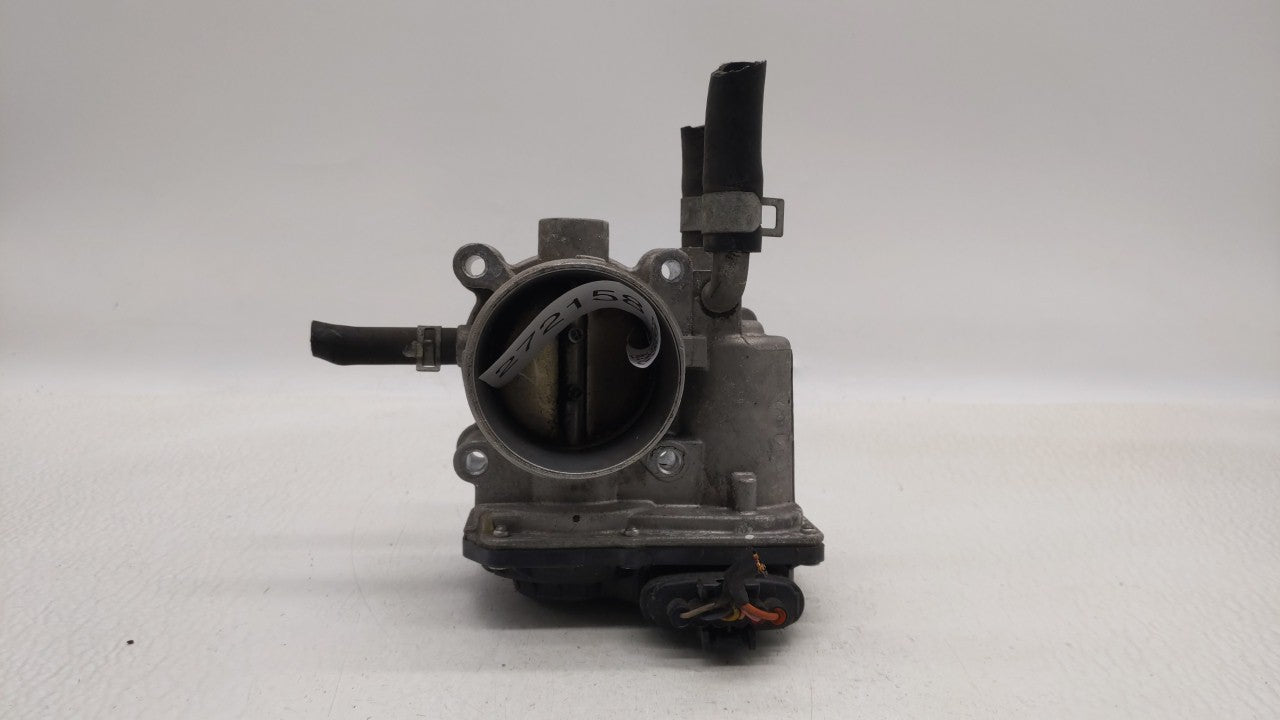 2012-2019 Kia Soul Throttle Body P/N:5302-1S02 35100-2B300 Fits Fits 2012 2013 2014 2015 2016 2017 2018 2019 OEM Used Auto P