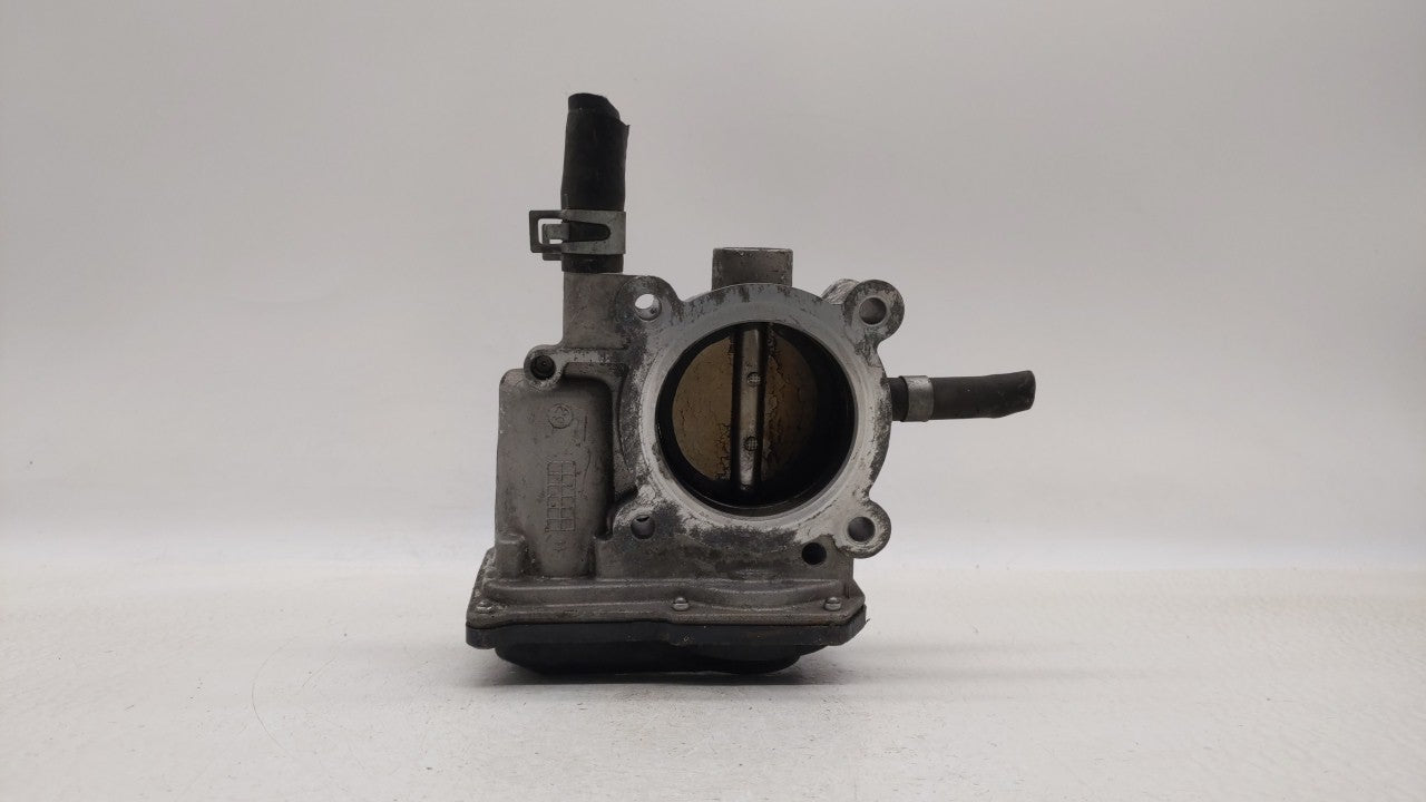 2012-2019 Kia Soul Throttle Body P/N:5302-1S02 35100-2B300 Fits Fits 2012 2013 2014 2015 2016 2017 2018 2019 OEM Used Auto P
