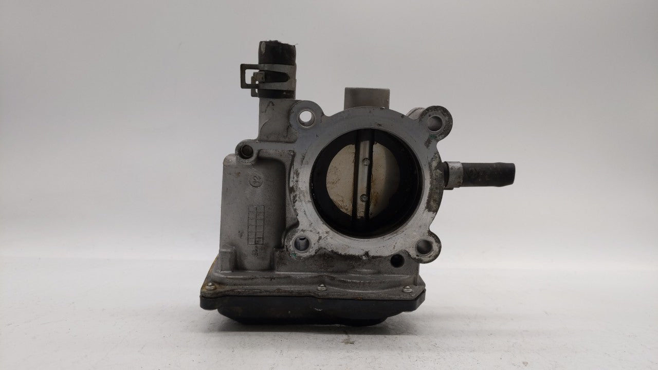 2012-2019 Kia Soul Throttle Body P/N:5302-1S02 35100-2B300 Fits Fits 2012 2013 2014 2015 2016 2017 2018 2019 OEM Used Auto P