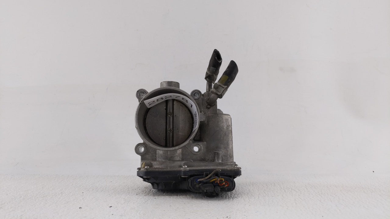 2014-2019 Kia Soul Throttle Body P/N:35100-2E000 Fits Fits 2011 2012 2013 2014 2015 2016 2017 2018 2019 OEM Used Auto Parts 