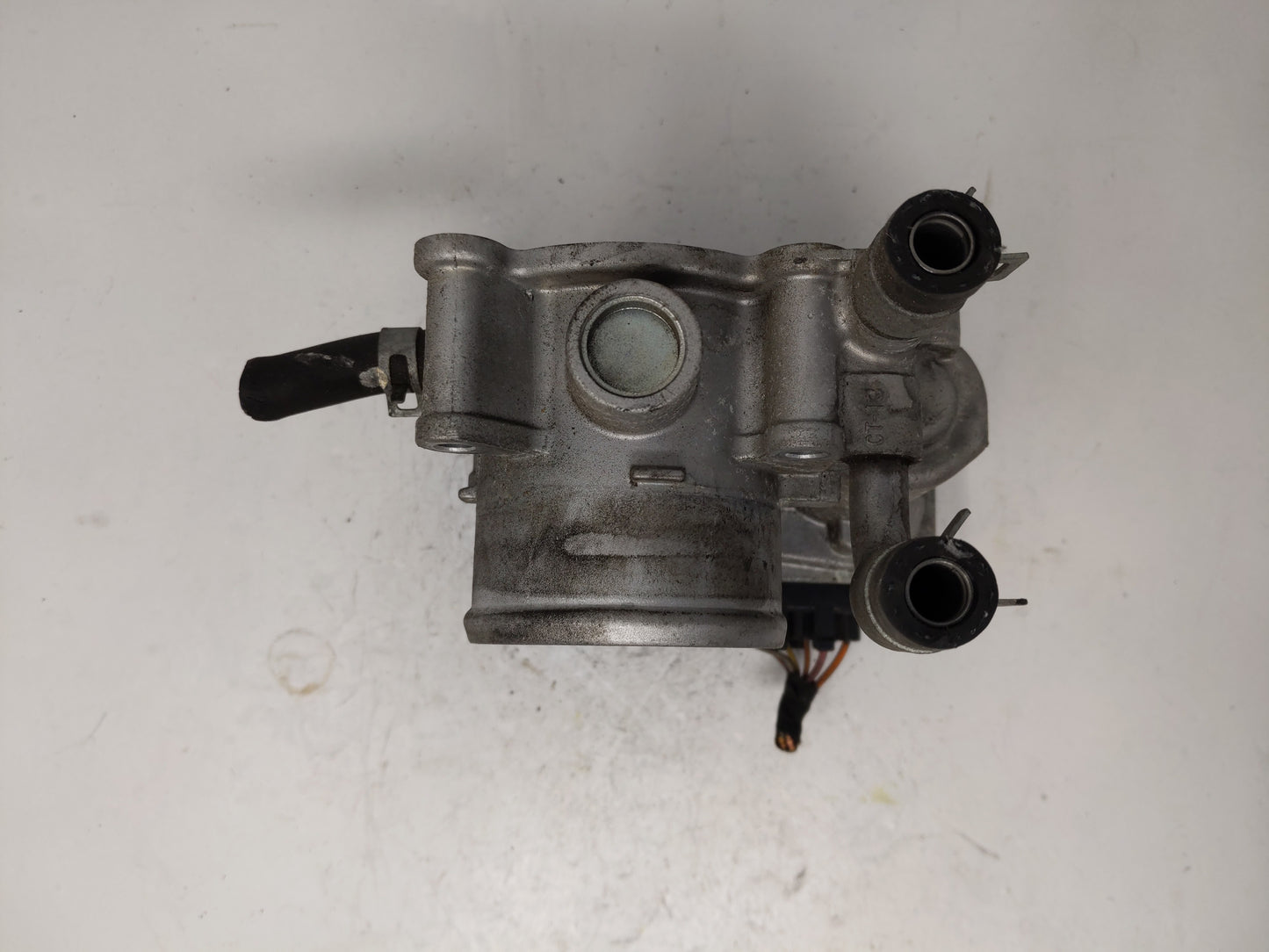 2012-2019 Kia Soul Throttle Body P/N:35100-2B310 5302-1S02, 35100-2B300 Fits Fits 2012 2013 2014 2015 2016 2017 2018 2019 OE