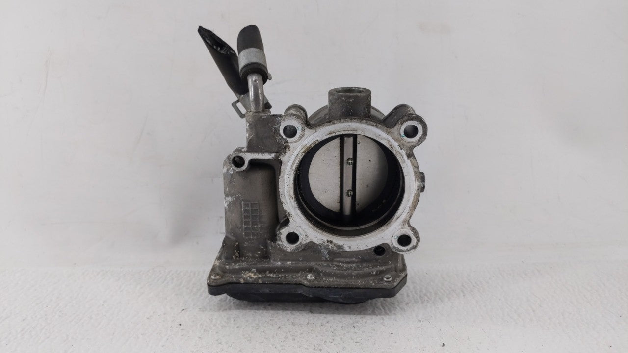2014-2019 Kia Soul Throttle Body P/N:35100-2E710 35100-2E000 Fits Fits 2011 2012 2013 2014 2015 2016 2017 2018 2019 OEM Used