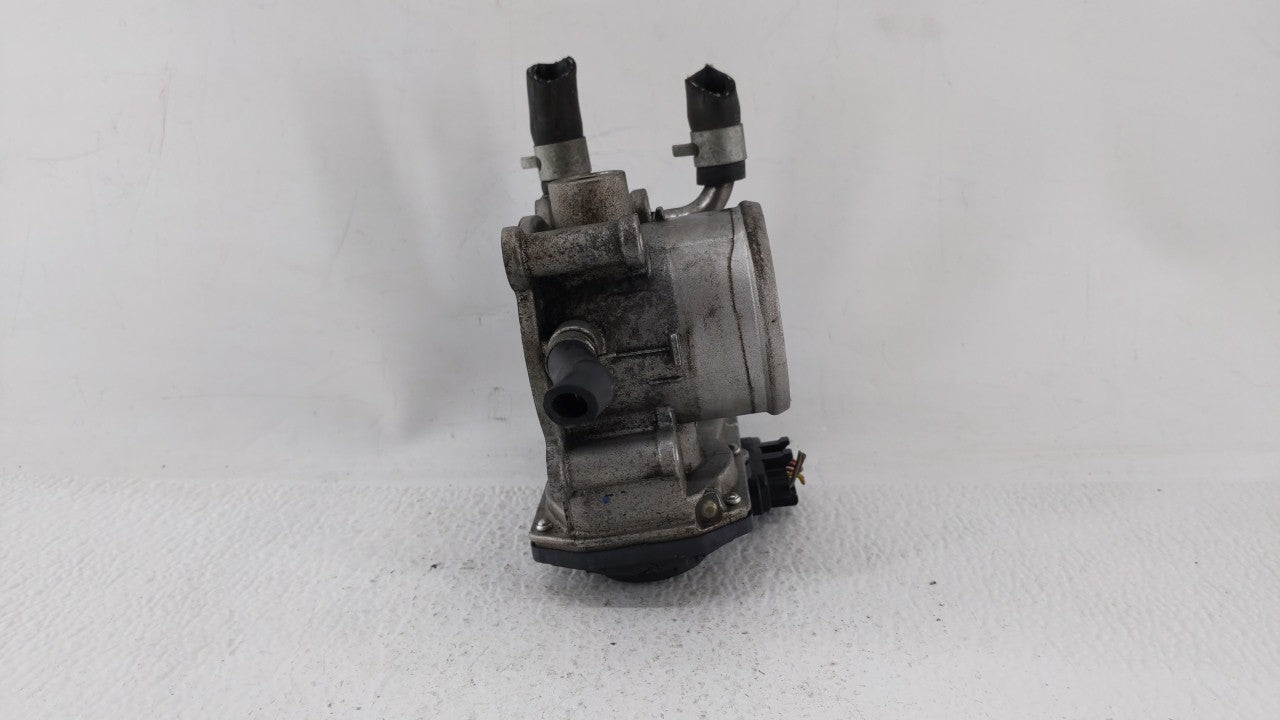 2012-2019 Kia Soul Throttle Body P/N:35100-2B310 5302-1S02, 35100-2B300 Fits Fits 2012 2013 2014 2015 2016 2017 2018 2019 OE