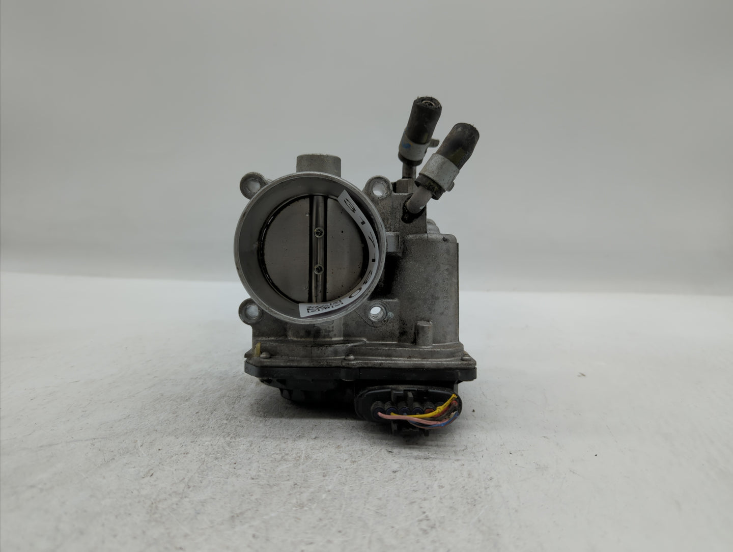 2014-2019 Kia Soul Throttle Body P/N:35100-2E710 35100-2E000 Fits Fits 2011 2012 2013 2014 2015 2016 2017 2018 2019 OEM Used
