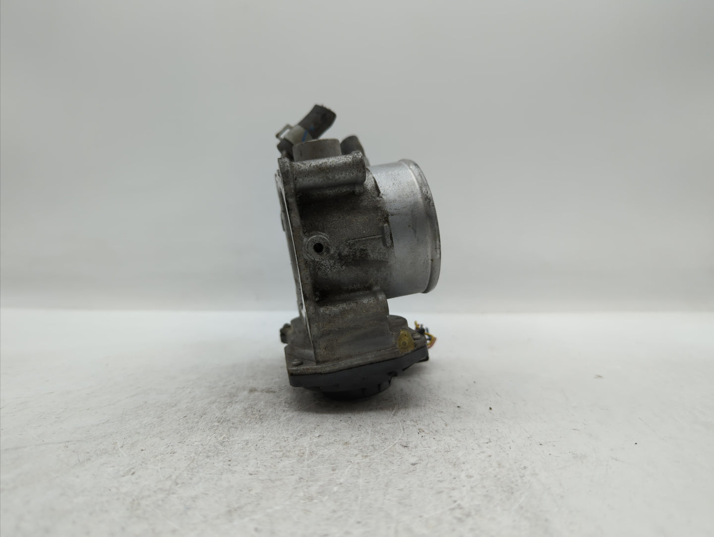 2014-2019 Kia Soul Throttle Body P/N:35100-2E710 35100-2E000 Fits Fits 2011 2012 2013 2014 2015 2016 2017 2018 2019 OEM Used
