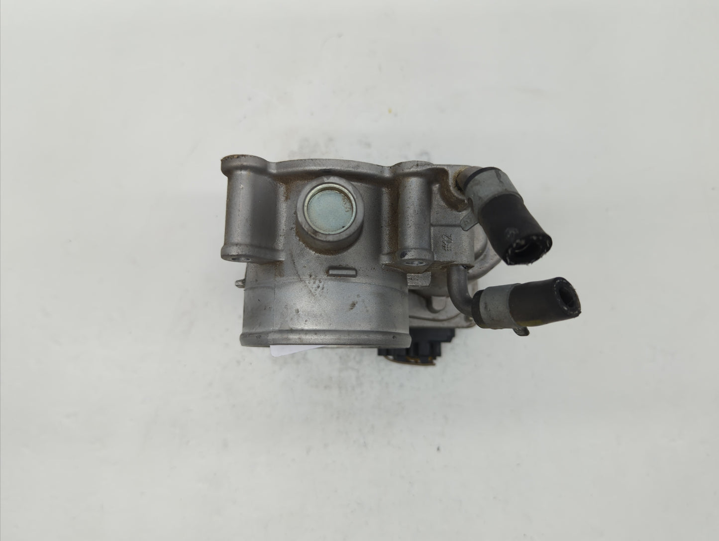2014-2019 Kia Soul Throttle Body P/N:35100-2E710 35100-2E000 Fits Fits 2011 2012 2013 2014 2015 2016 2017 2018 2019 OEM Used
