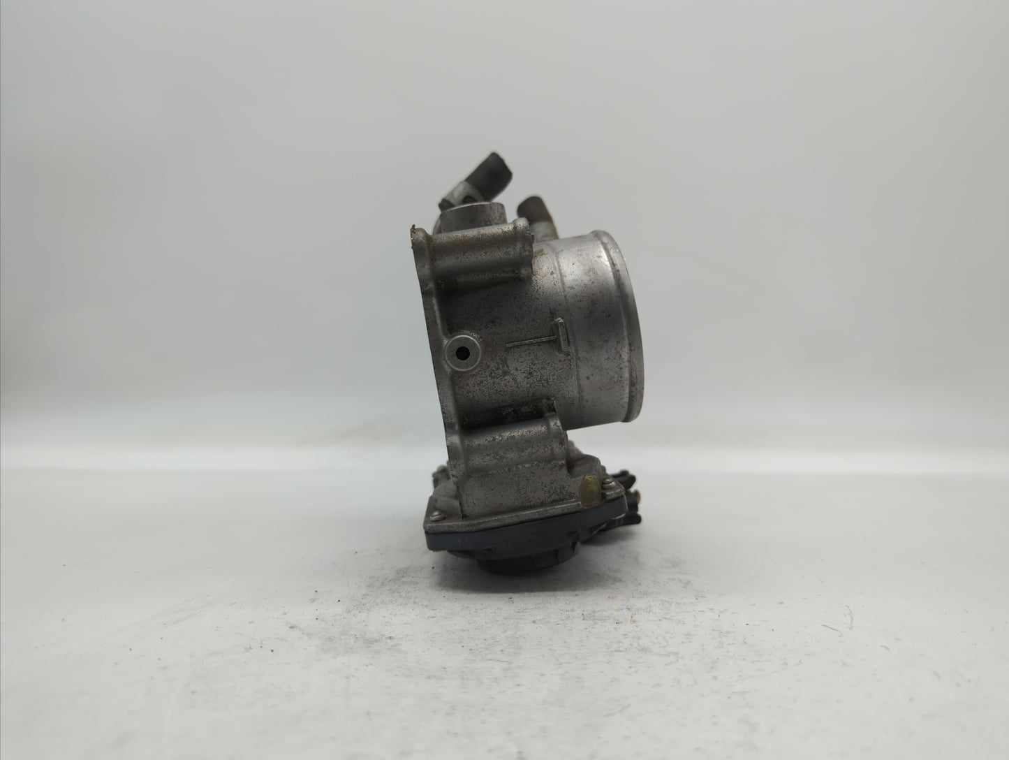 2014-2019 Kia Soul Throttle Body P/N:35100-2E710 35100-2E000 Fits Fits 2011 2012 2013 2014 2015 2016 2017 2018 2019 OEM Used